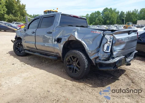 2021 Chevrolet Silverado 1500 4Wd Short Bed Lt Trail Boss z USA, uszkodzony, nr VIN 1GCPYFED6MZ397396